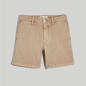 Madewell Men's Khaki Flat Front 7 inch Chino Shorts: COOLMAX® Edition